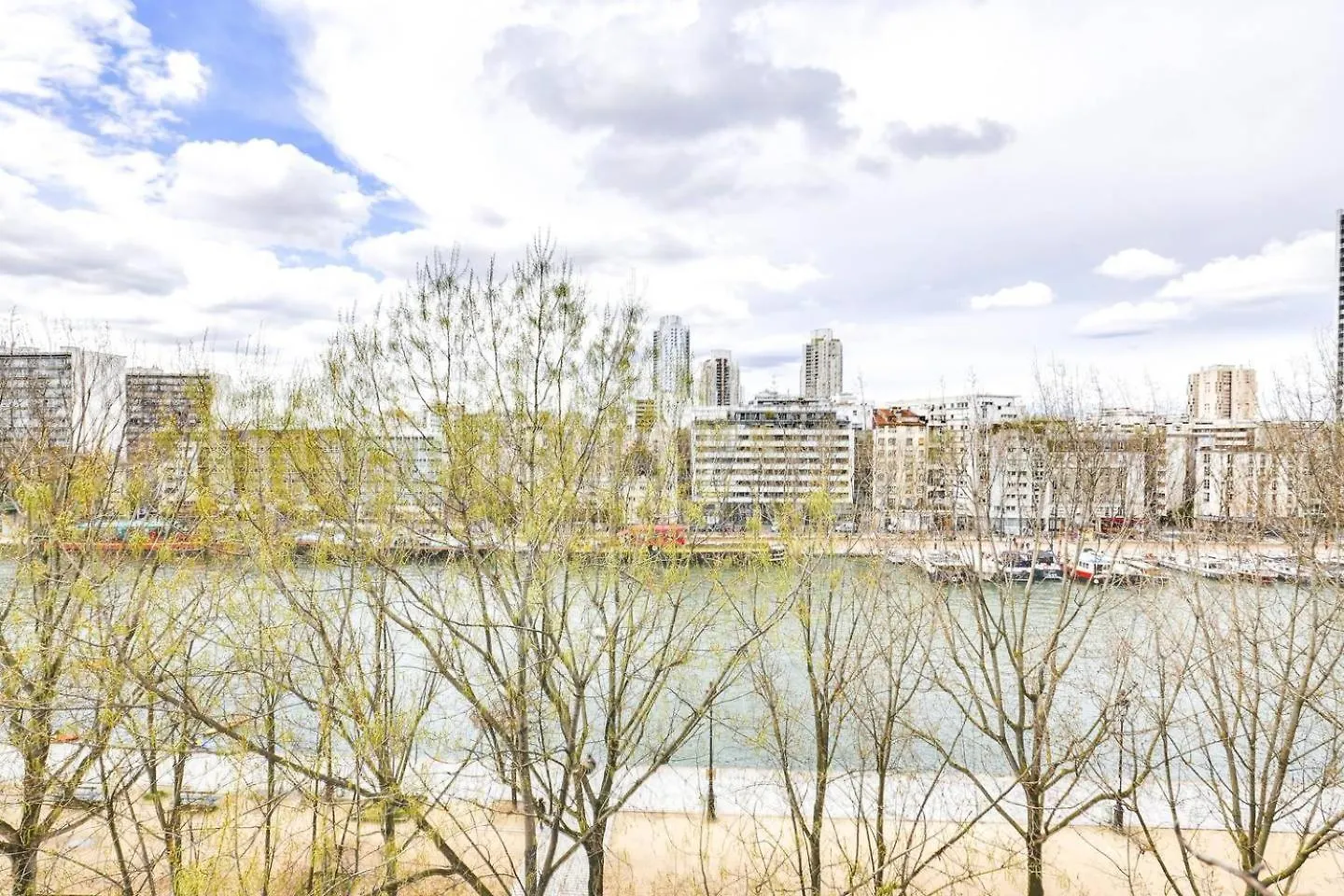 Guestready - Magnifique Buttes Chaumont Apartment Paris
